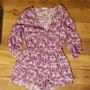 NWOT Wild Pearl 3/4 Sleeve Romper